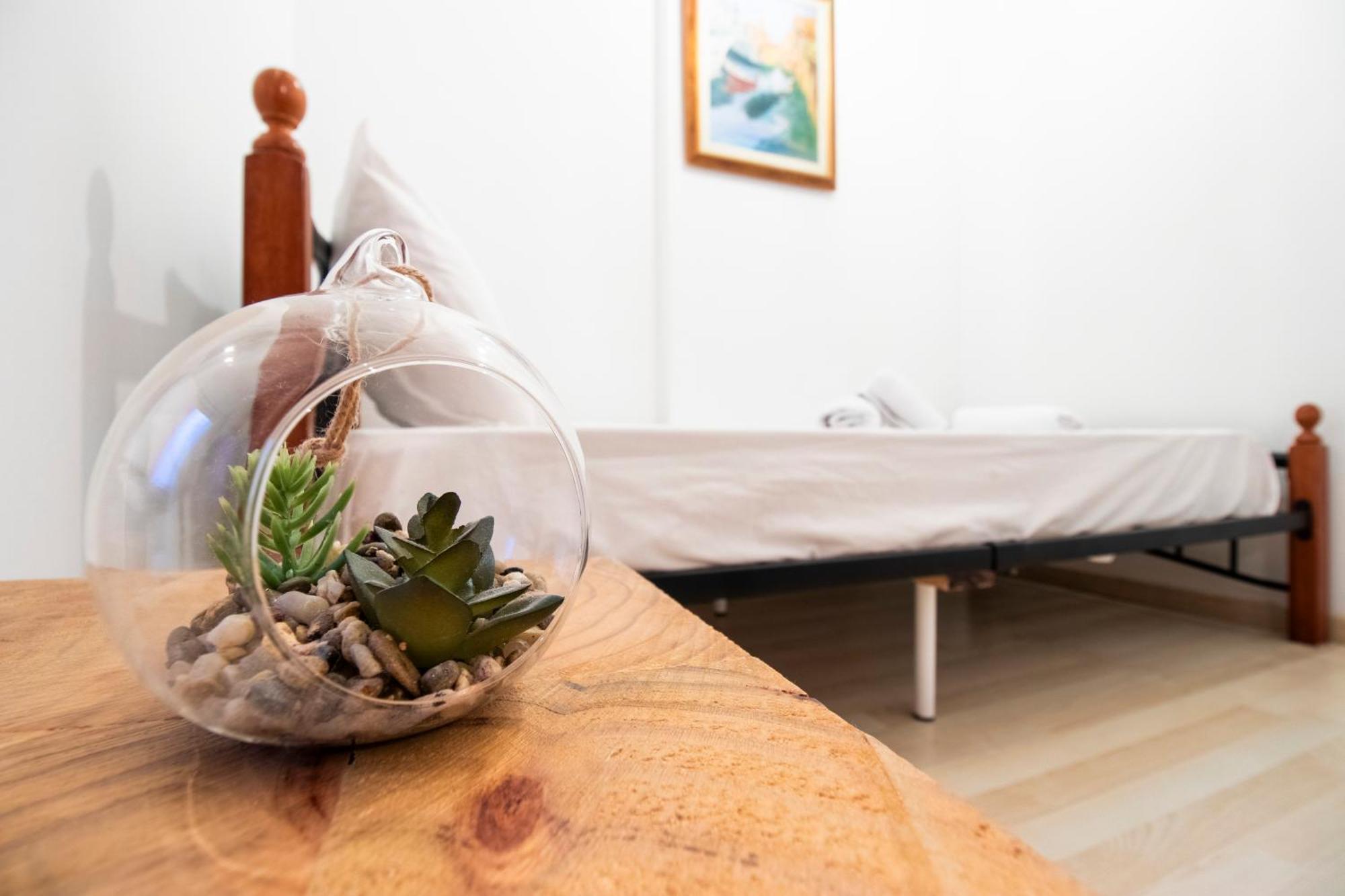 Modern City Apt In The Heart Of Heraklion Екстериор снимка