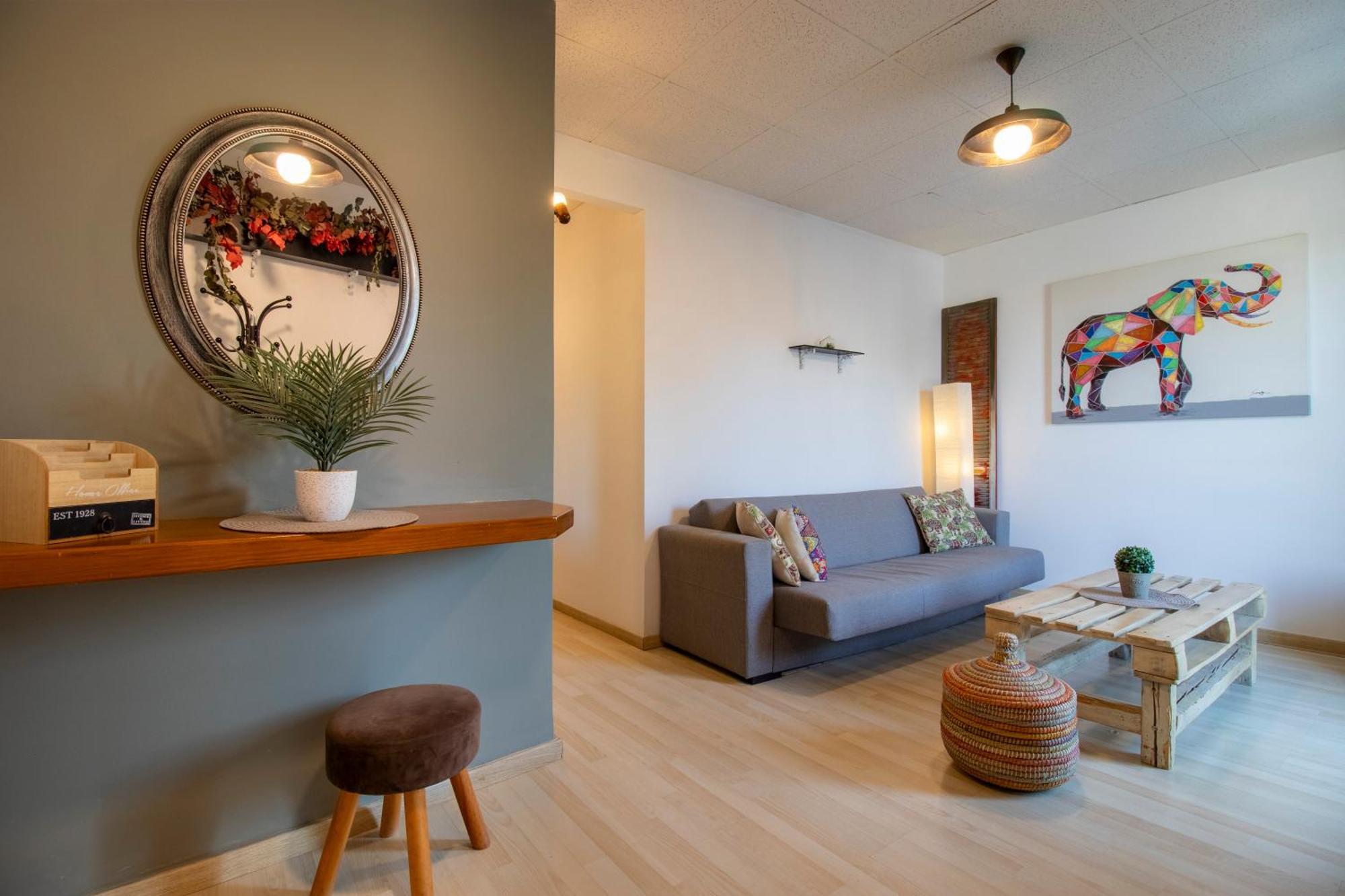 Modern City Apt In The Heart Of Heraklion Екстериор снимка