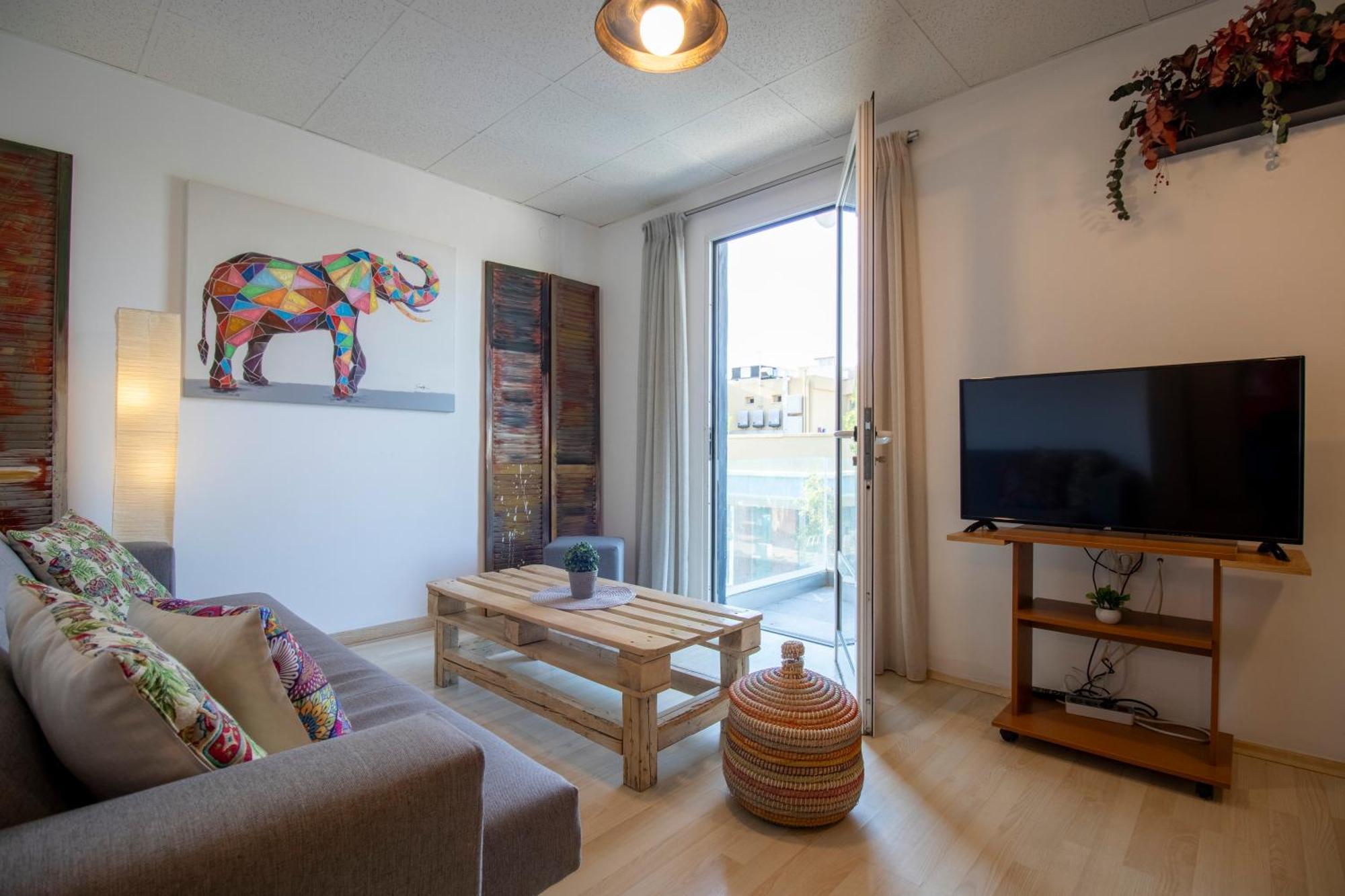 Modern City Apt In The Heart Of Heraklion Екстериор снимка